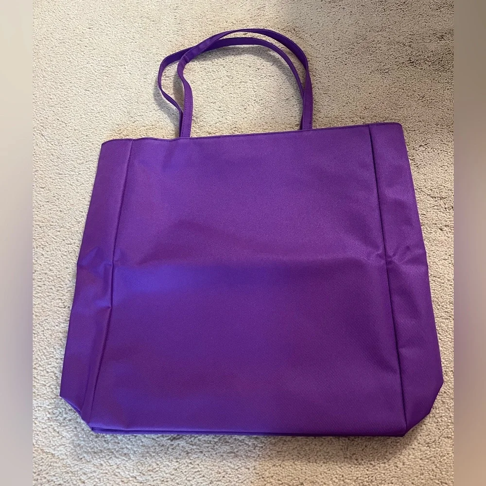 Clinique tote bag